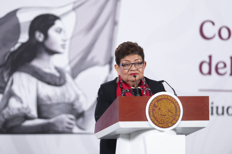 Presentan inicitiva de ley contra el feminicidio