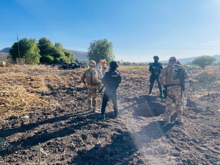 Aseguran autoridades estatales y federales más de 120 mil litros en Celaya y Apaseo el Grande