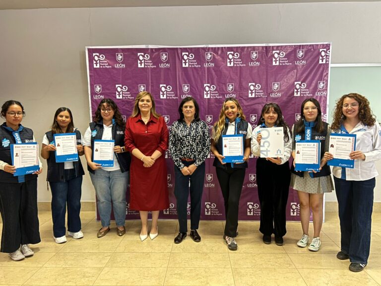 IMMUJERES certifica a su personal para brindar una mejor atención
