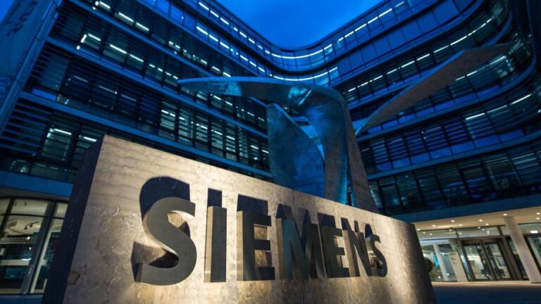 Delcy Rodríguez anuncia negociaciones con Siemens y General Electric por crisis eléctrica